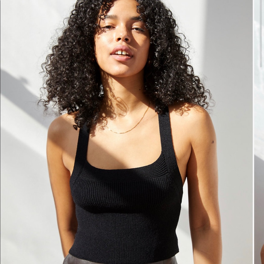Aritzia Crop Top